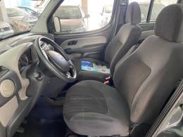 FIAT - DOBLÓ - 2011/2012 - Cinza - R$ 45.900,00