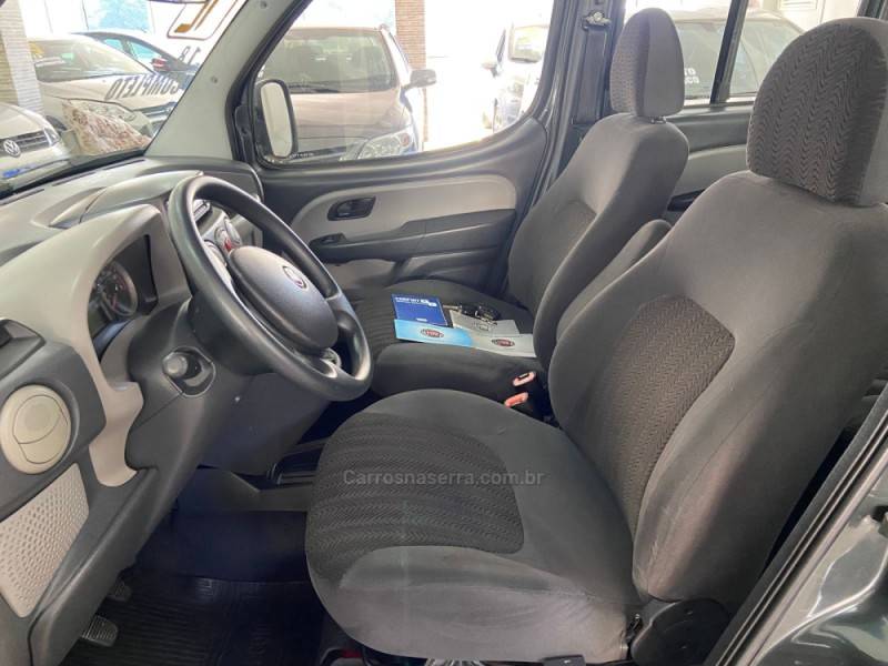 FIAT - DOBLÓ - 2011/2012 - Cinza - R$ 45.900,00