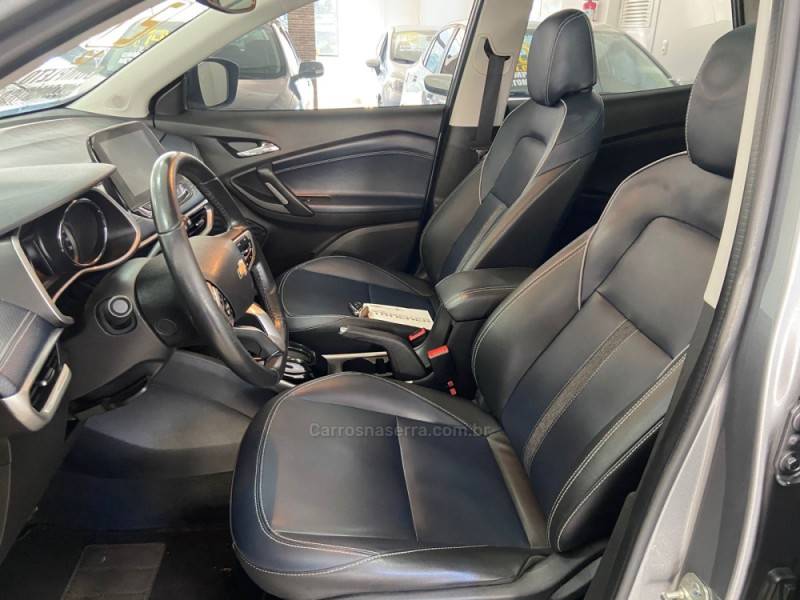 CHEVROLET - TRACKER - 2020/2021 - Cinza - R$ 107.900,00