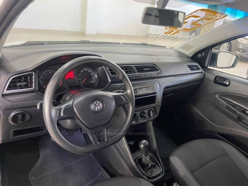 VOLKSWAGEN - SAVEIRO - 2022/2023 - Branca - R$ 77.900,00