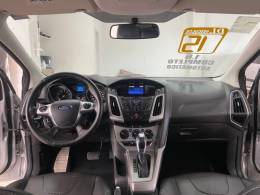 FORD - FOCUS - 2014/2015 - Prata - R$ 53.900,00