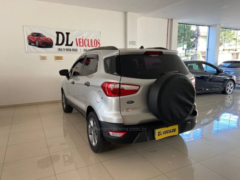 FORD - ECOSPORT - 2017/2018 - Prata - R$ 70.900,00