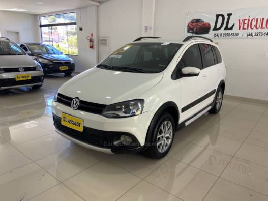 VOLKSWAGEN - SPACE CROSS - 2012/2013 - Branca - R$ 46.900,00