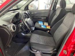 FORD - ECOSPORT - 2010/2011 - Vermelha - R$ 41.900,00