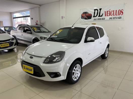 FORD - KA - 2012/2013 - Branca - R$ 30.900,00