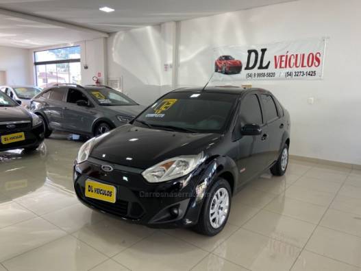FORD - FIESTA - 2011/2012 - Preta - R$ 36.900,00