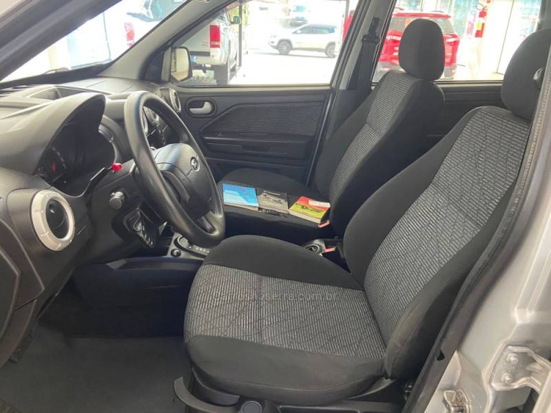 FORD - ECOSPORT - 2010/2011 - Prata - R$ 39.900,00