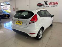 FORD - FIESTA - 2013/2014 - Branca - R$ 42.900,00