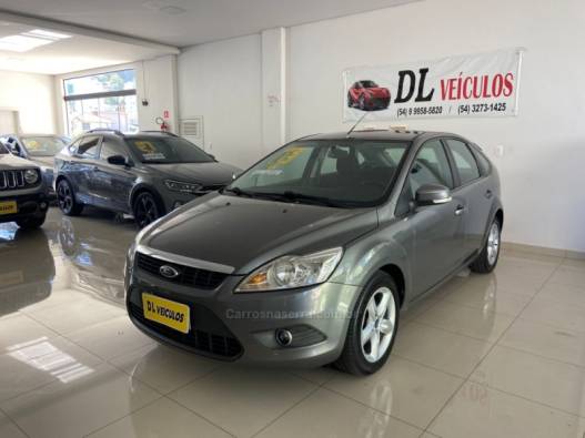 FORD - FOCUS - 2012/2013 - Cinza - R$ 44.900,00