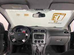 FORD - FOCUS - 2012/2013 - Cinza - R$ 44.900,00