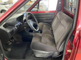 FORD - PAMPA - 1993/1994 - Vermelha - R$ 25.900,00