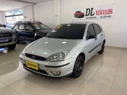 FORD - FOCUS - 2008/2009 - Prata - R$ 28.900,00