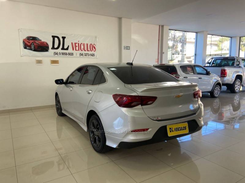 CHEVROLET - ONIX - 2019/2020 - Prata - R$ 78.900,00