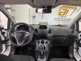 FORD - FIESTA - 2015/2016 - Branca - R$ 49.900,00