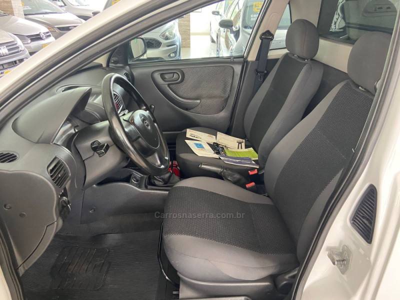 CHEVROLET - MONTANA - 2009/2010 - Branca - R$ 34.900,00