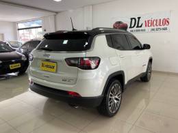 JEEP - COMPASS - 2021/2022 - Branca - R$ 137.900,00
