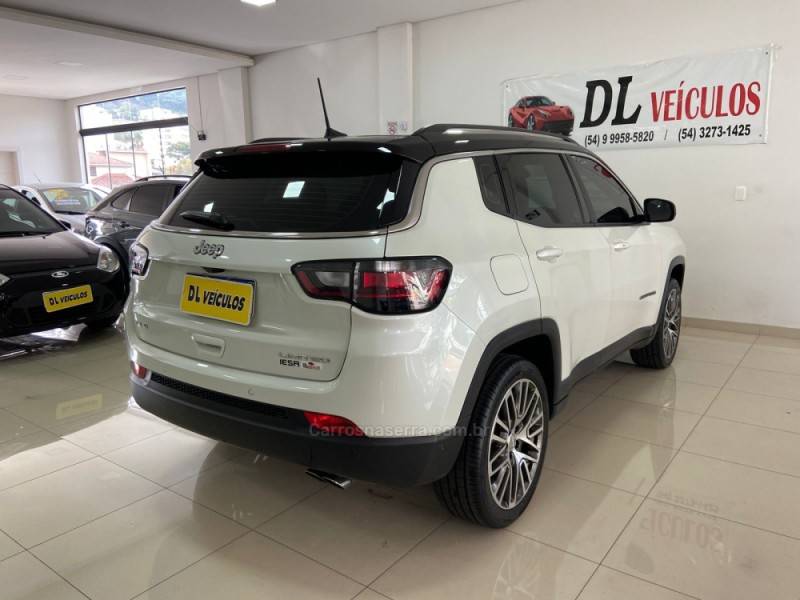 JEEP - COMPASS - 2021/2022 - Branca - R$ 137.900,00