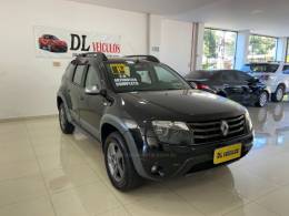 RENAULT - DUSTER - 2013/2014 - Preta - R$ 49.900,00