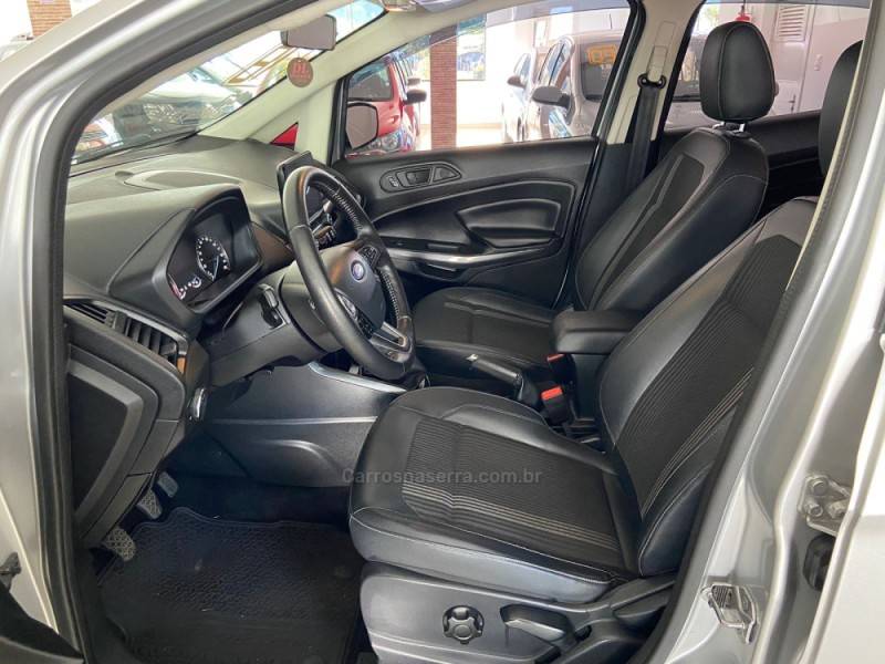 FORD - ECOSPORT - 2017/2018 - Prata - R$ 70.900,00