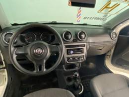 VOLKSWAGEN - SAVEIRO - 2013/2014 - Branca - R$ 46.900,00