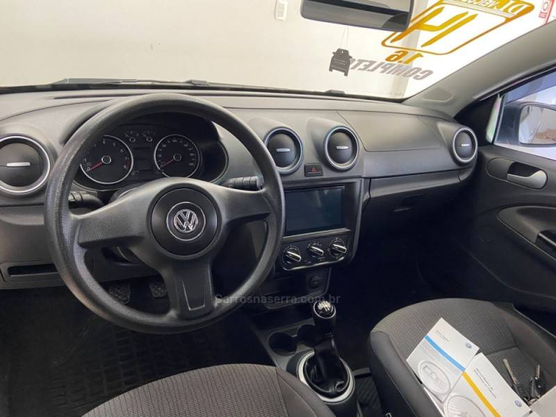 VOLKSWAGEN - SAVEIRO - 2013/2014 - Prata - R$ 51.900,00