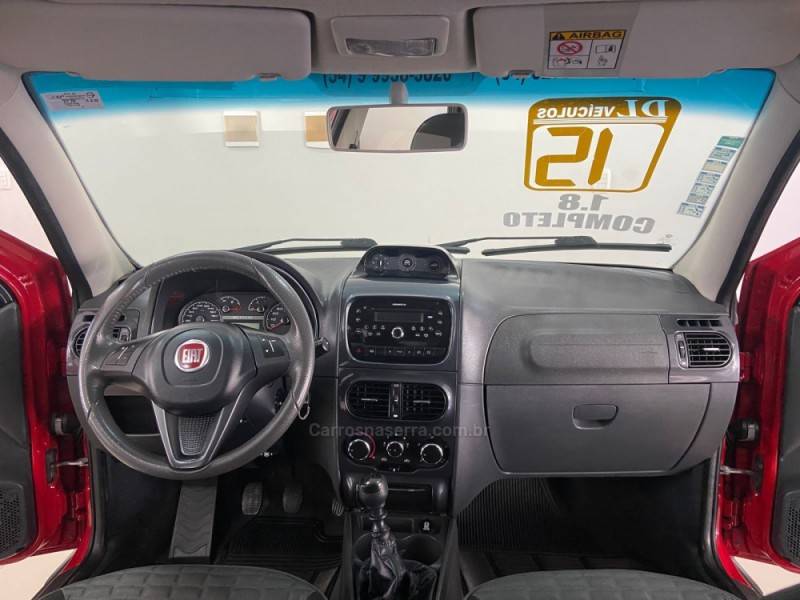 FIAT - PALIO - 2014/2015 - Vermelha - R$ 54.900,00